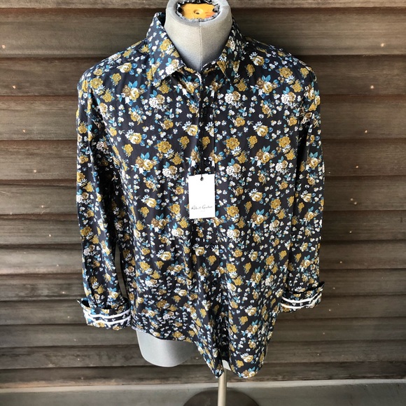 Robert Graham Other - ROBERT GRAHAM Charco Modern Americana Floral Shirt